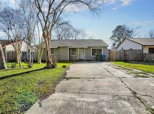 5237 Mackinaw St, Houston, TX 77053