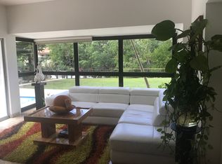 7100 W Lago Dr, Coral Gables, FL 33143