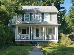 2418 Kingston Rd, Cleveland Heights, OH 44118