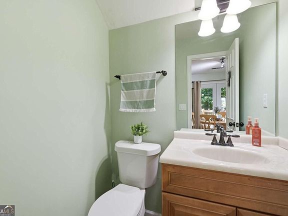 3rd image of 1556 Cedar Bluff Trl