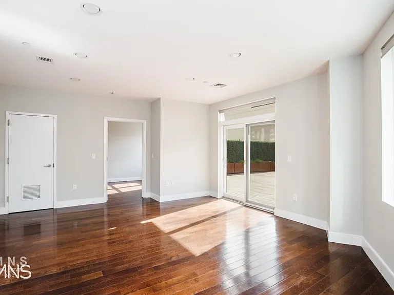 456 Grand St #5K — Photo 5