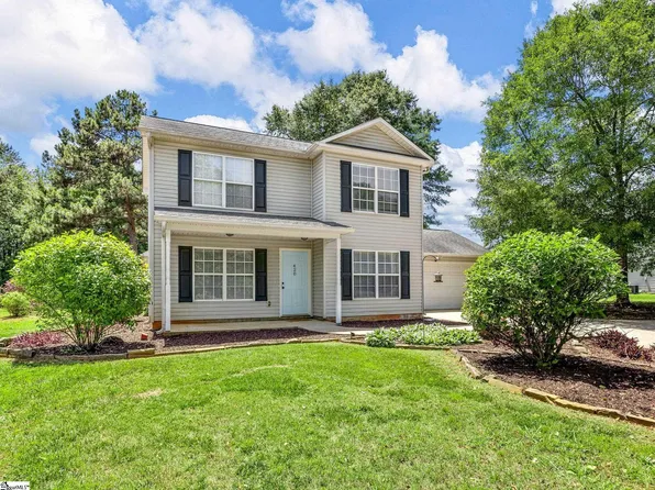 420 Gibbs Rd, Wellford, SC 29385