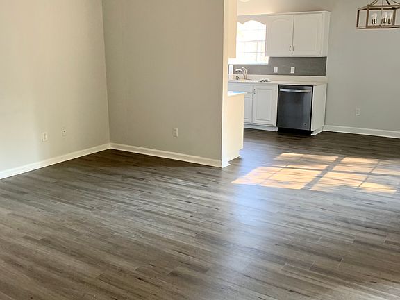 4th image of 37145 Lorena Dr