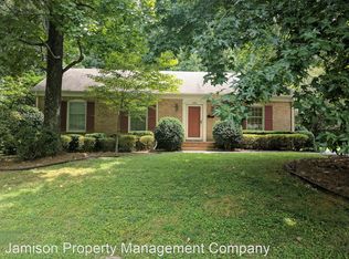 5243 Glenbrier Dr, Charlotte, NC 28212