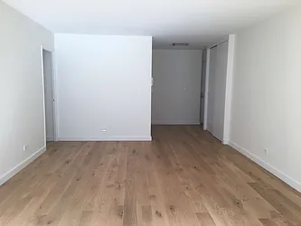 Rented by Manhattan Apartment Organization