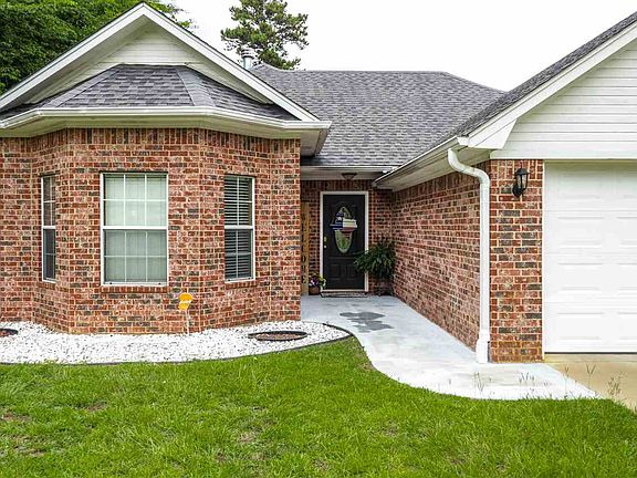 4th image of 3739 Teri Lynn Dr