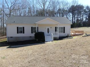 7107 Klondale St, Sherrills Ford, NC 28673