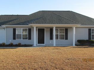 136 Corinth Dr, New Bern, NC 28562