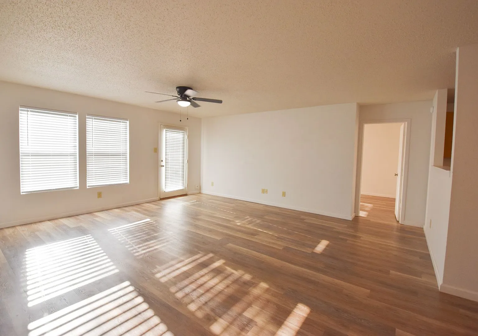 3 Bedroom 2 Full Bath Home In Greenfield IN — Photo 4