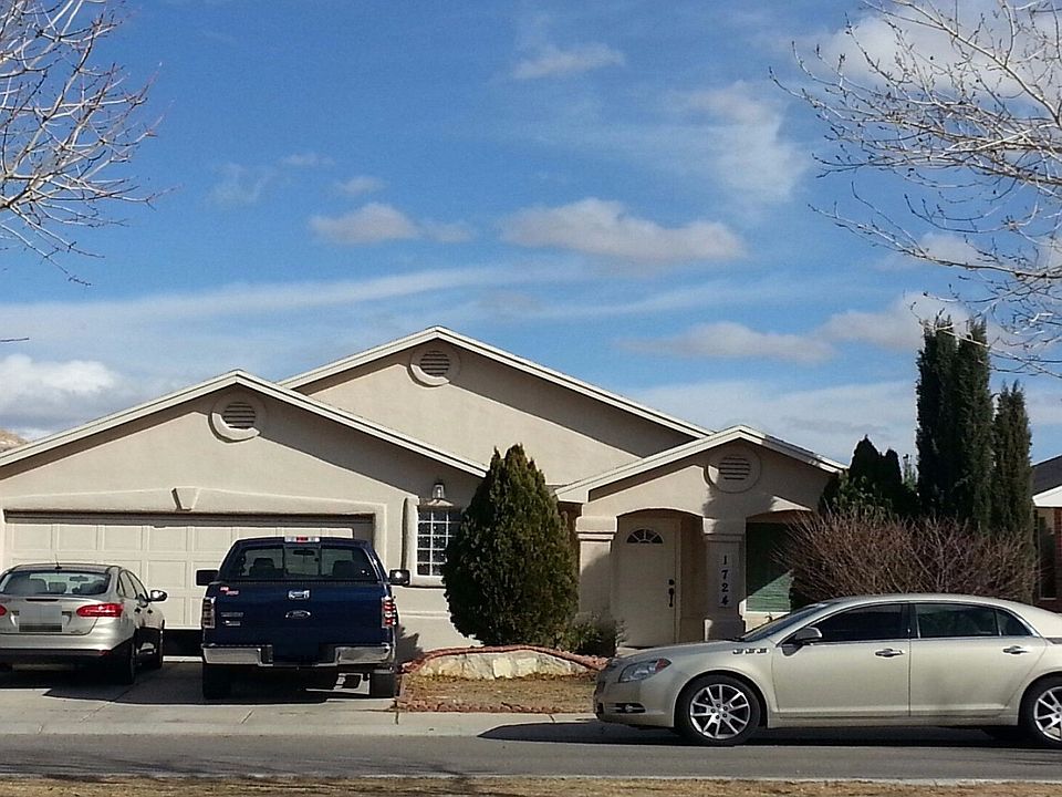 1st image of 1724 Shreya St