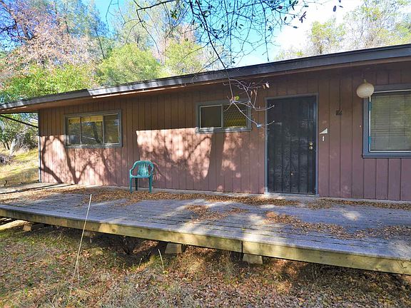 4th image of 19127 Hillsdale Dr