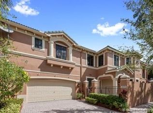 2858 Kinsington Cir #2, Weston, FL 33332