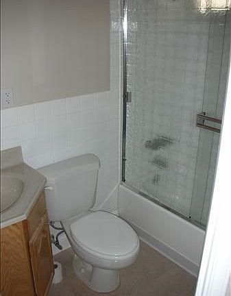 5th image of 3031 Rollingwood Dr