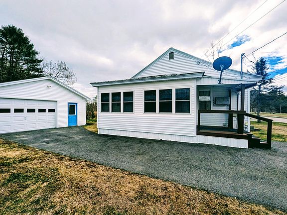 2nd image of 77 Hicks Road