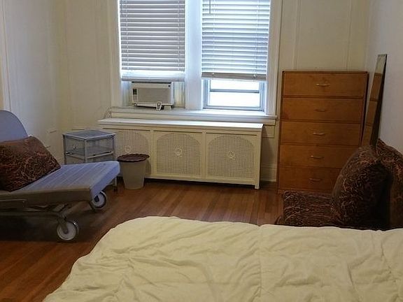 4th image of 24-59 32nd St #2H