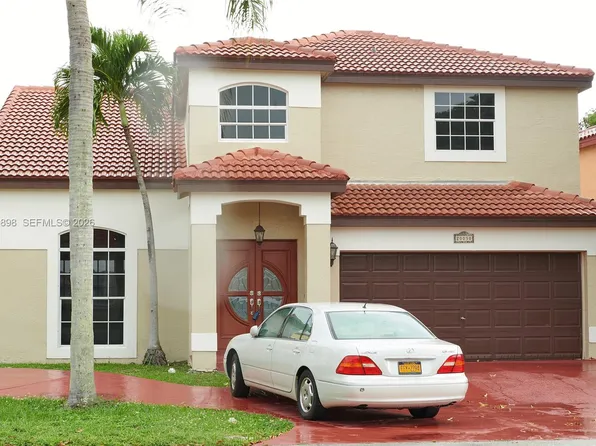 20030 NW 83rd Ct, Hialeah, FL 33015