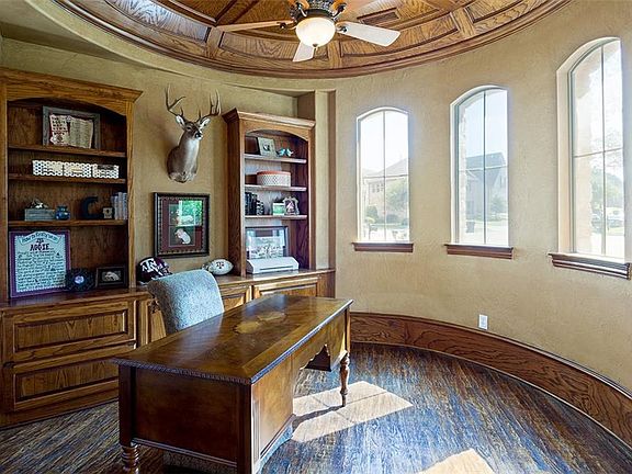 4th image of 7024 Brook Forest Cir