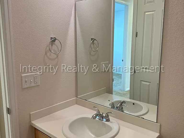3762 Cadence Dr — Photo 34