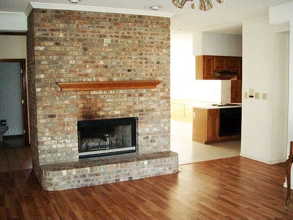 2nd image of 11 Highland Pl