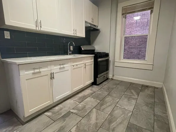 238 Fowler Avenue image 1 of 5