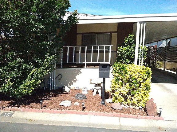 2nd image of 15 Bradley Ln