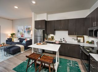 Ravella at Town Center, Jacksonville, FL 32246
