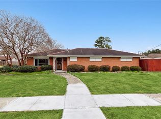 2400 Mercedes Blvd, New Orleans, LA 70114