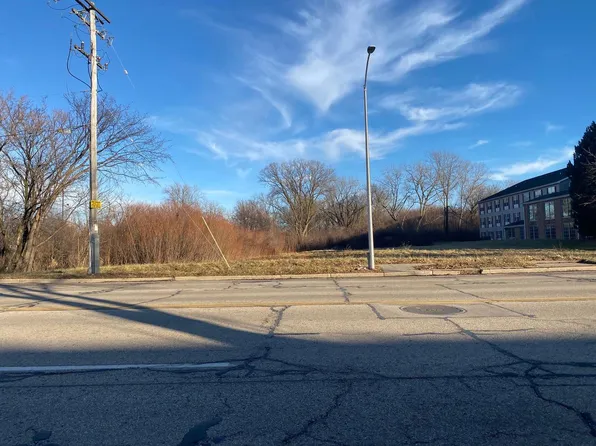 6154 South 13TH STREET, Milwaukee, WI 53221