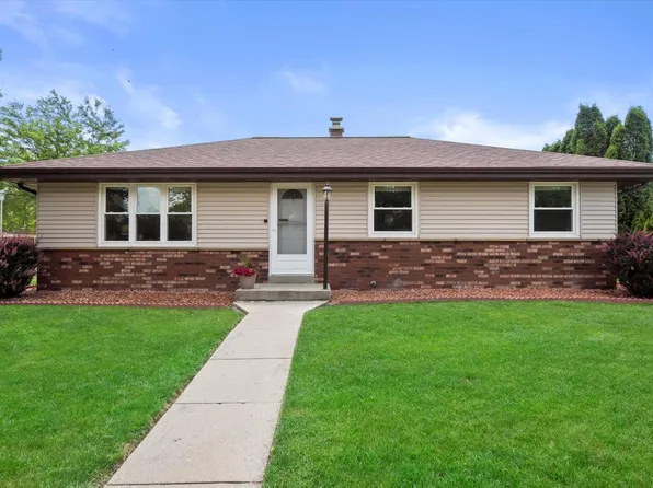 525 East Fitzsimmons ROAD, Oak Creek, WI 53154