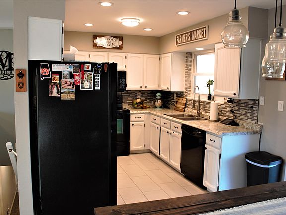 4th image of 5060 Manzana Dr