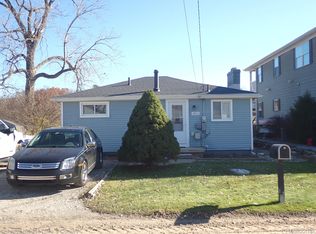 8813 Riverside Dr, Brighton, MI 48116
