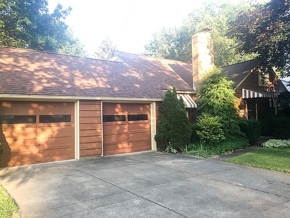 4th image of 4094 Broadway Ave