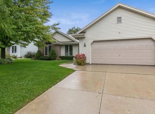 3616 24th St, Kenosha, WI 53144