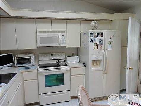 5th image of 5463 Palm Springs Ln APT A