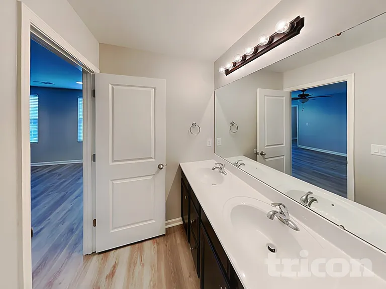 1845 Belle Arbor Dr — Photo 9