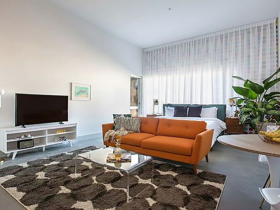 5th image of 1642 University Ave #217