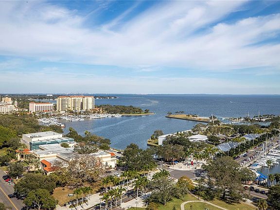 2nd image of 100 Beach Dr NE Unit 1901