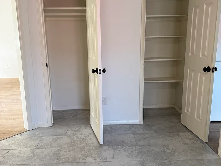 Pantry & Closet