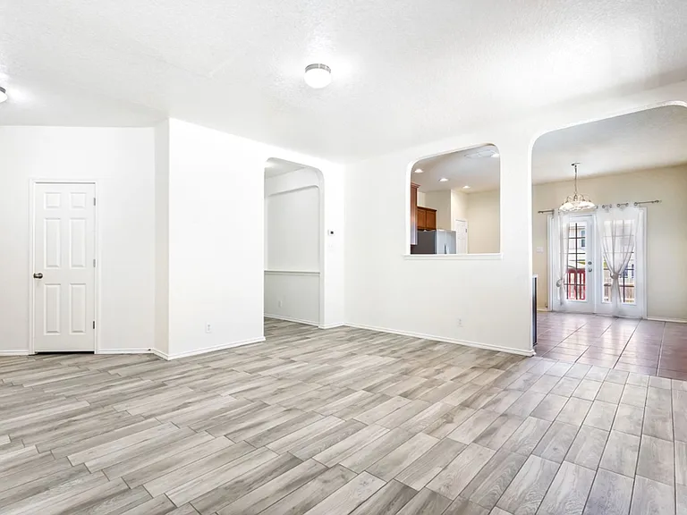 12206 Dewitt Way — Photo 6