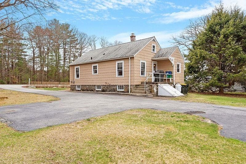 2192 Victory Hwy, Burrillville, RI 02830 Zillow