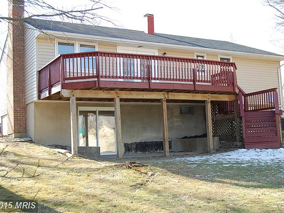2nd image of 912 Bernadette Dr