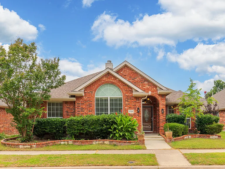 3704 Carmel Mountain Dr — Photo 1