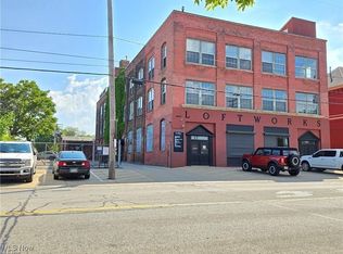 1667 E 40th St, Cleveland, OH