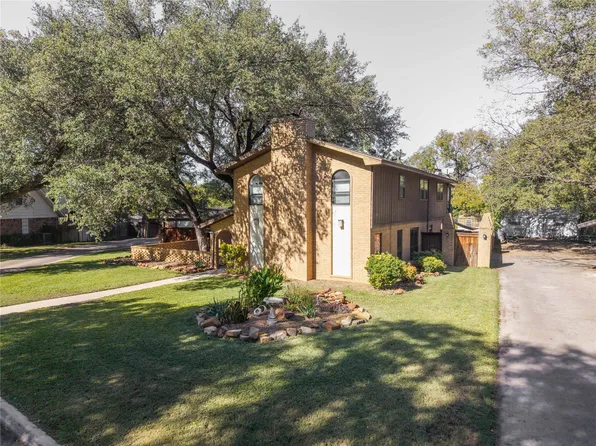 202 Quail Run, Brownwood, TX 76801