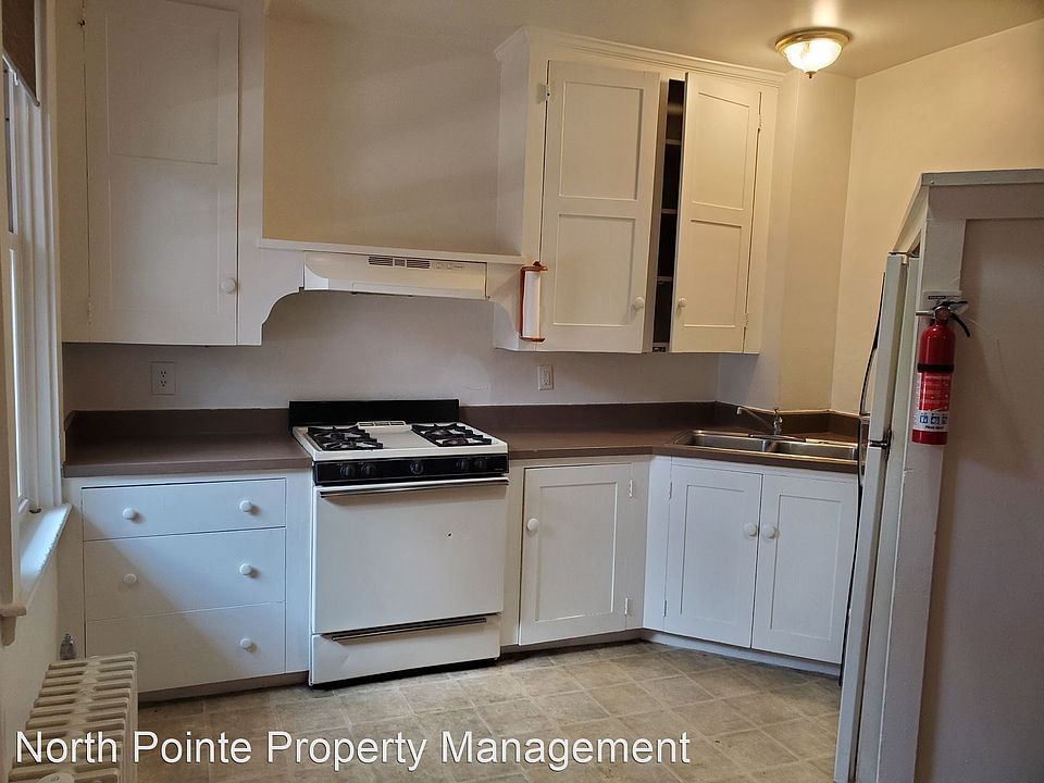 1st image of 219 N Mulberry St APT 2