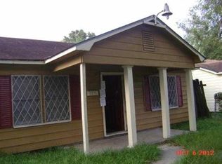 2370 N Lynwood Dr, Beaumont, TX 77703