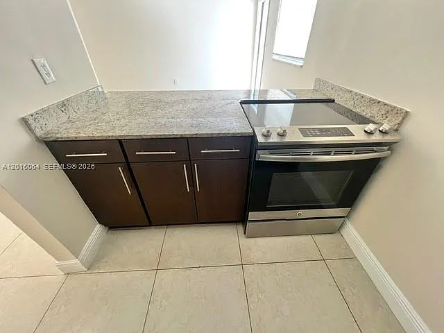 685 NE 85th St #8 — Photo 3