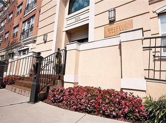 4th image of 3000 Vanderbilt Pl APT 329