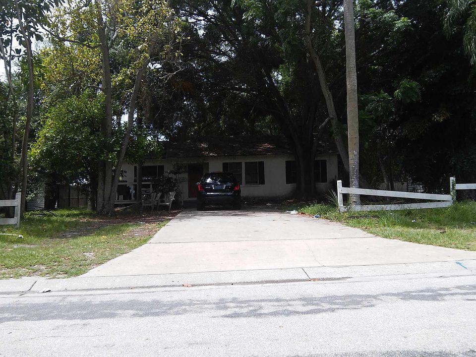 1st image of 4540 Emerson Ave S