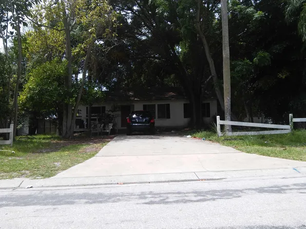 4540 Emerson Ave S, Saint Petersburg, FL 33711